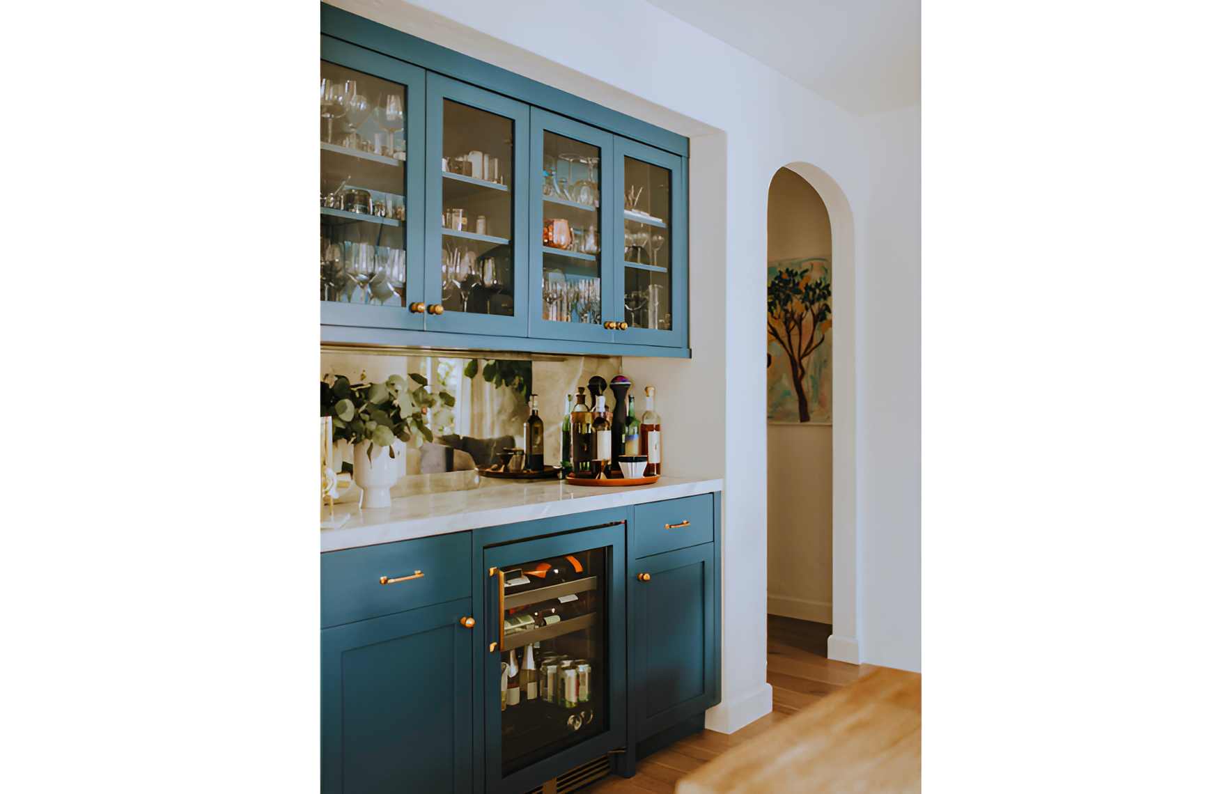 Crockery Unit Design